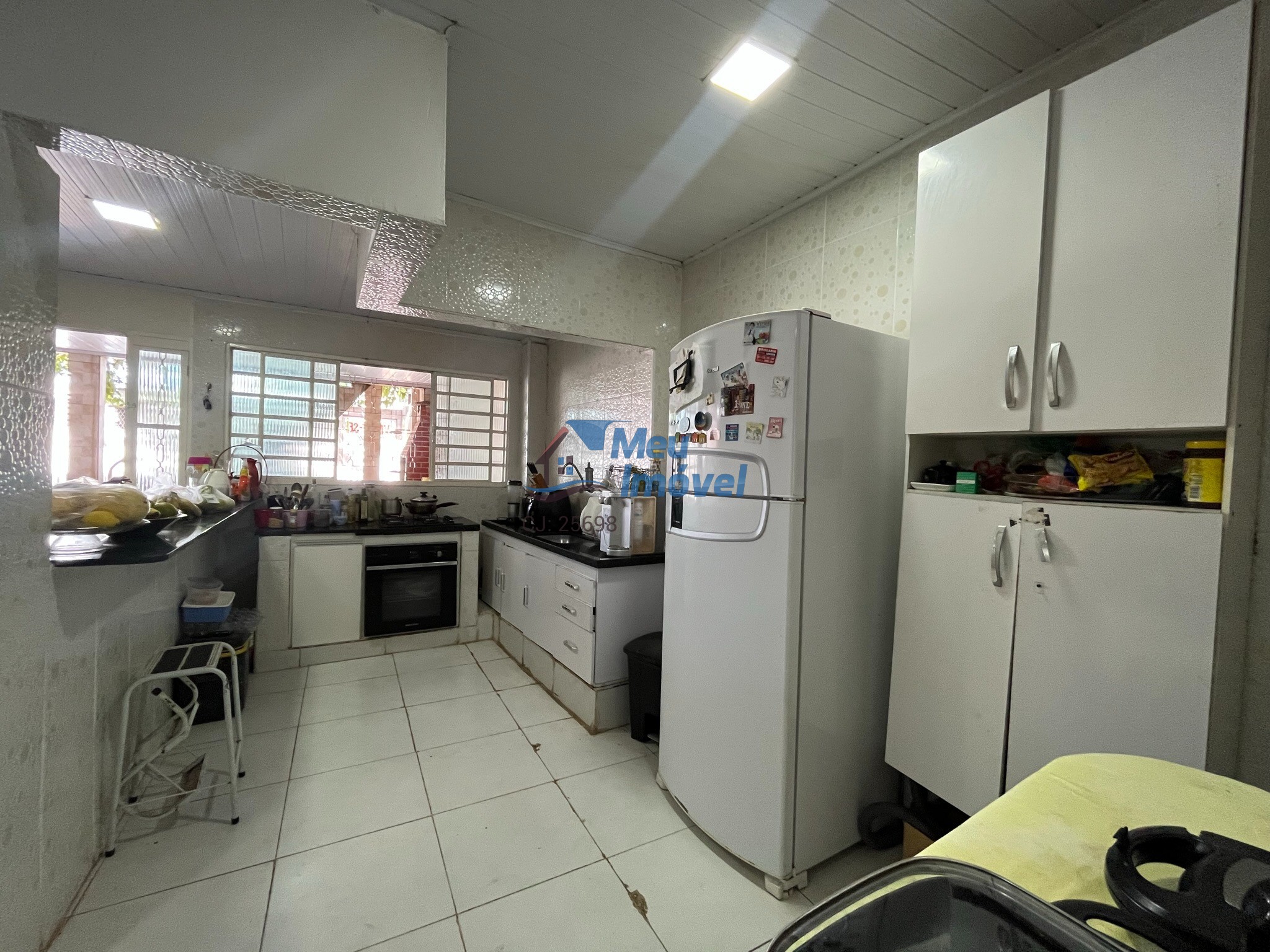 Qr 2 candangolândia casa 2 quartos lote 128m² 2 suites 3 vag