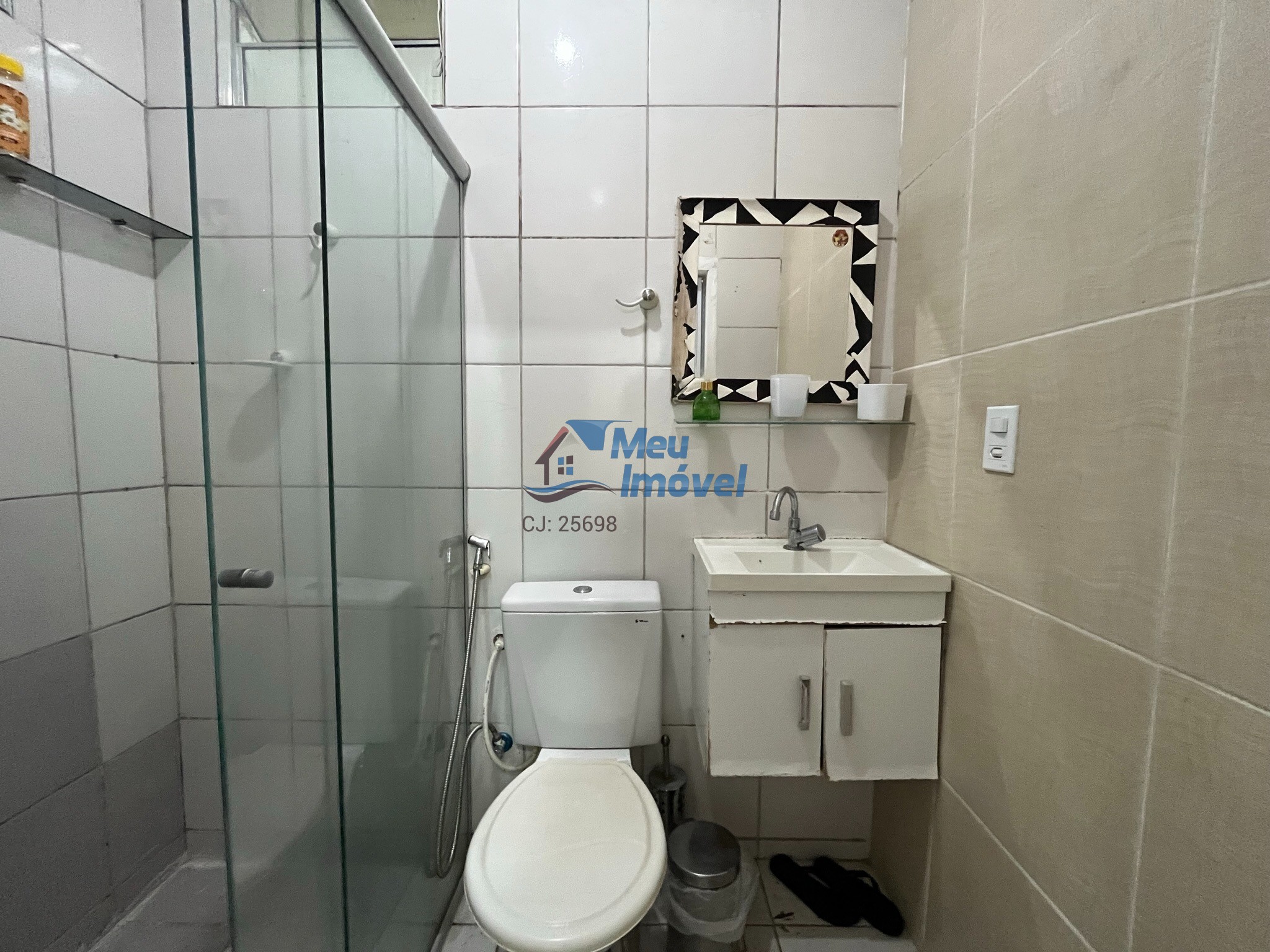 QR 2 Candangolândia Casa 2 quartos lote 128m² 2 suites 3 vagas Ac Financiamento