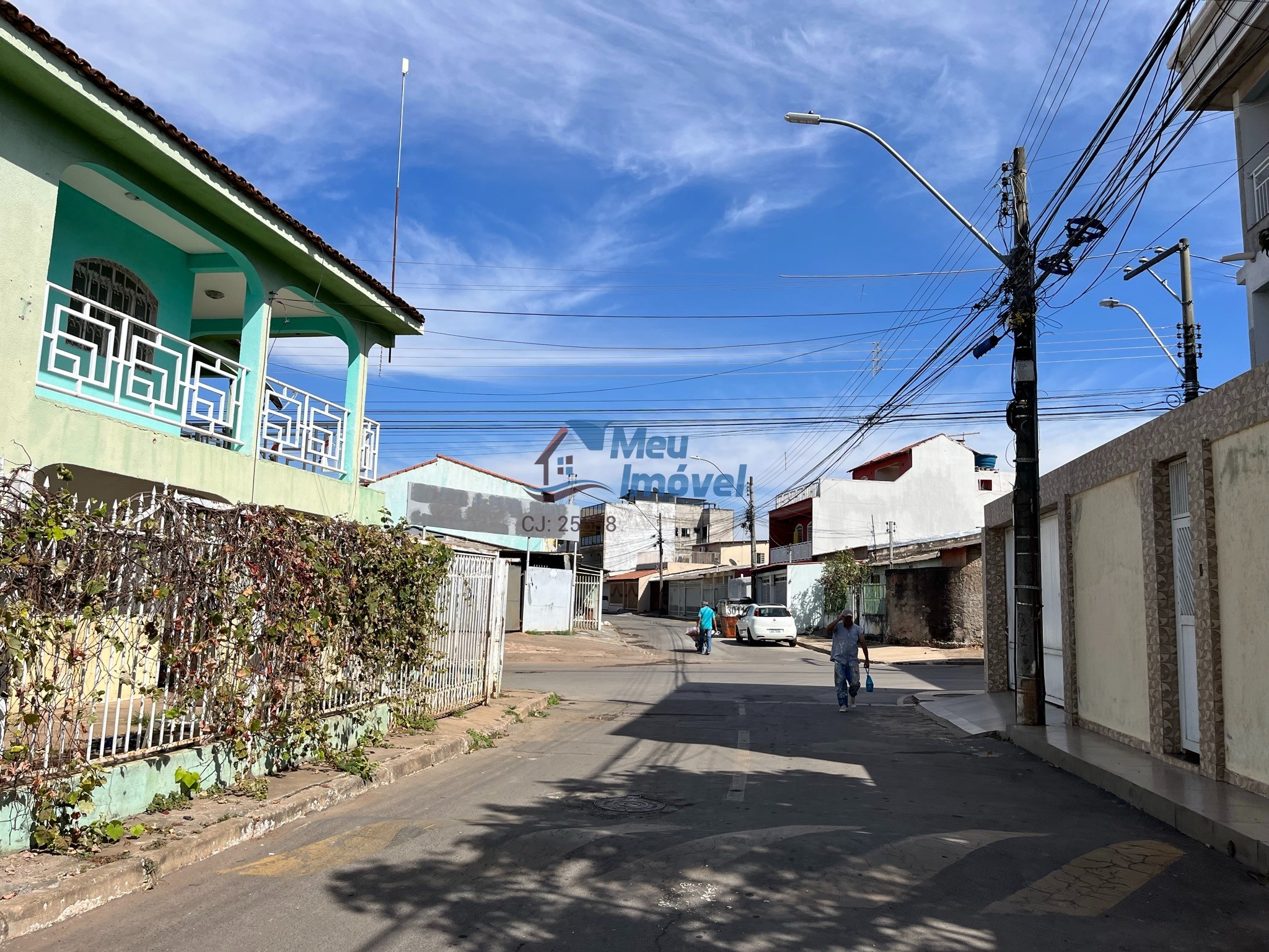 QR 2 Candangolândia Casa 2 quartos lote 128m² 2 suites 3 vagas Ac Financiamento
