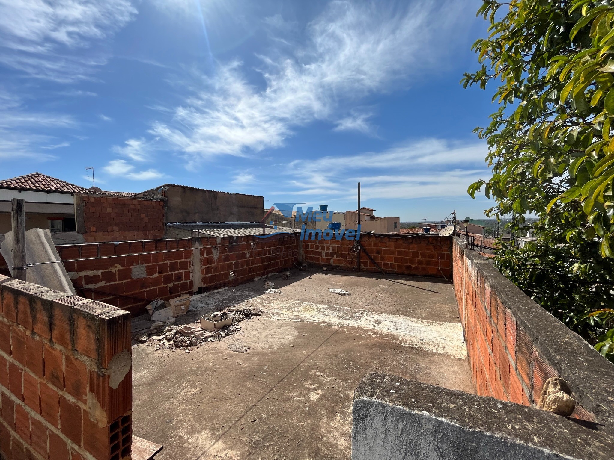 QR 2 Candangolândia Casa 2 quartos lote 128m² 2 suites 3 vagas Ac Financiamento