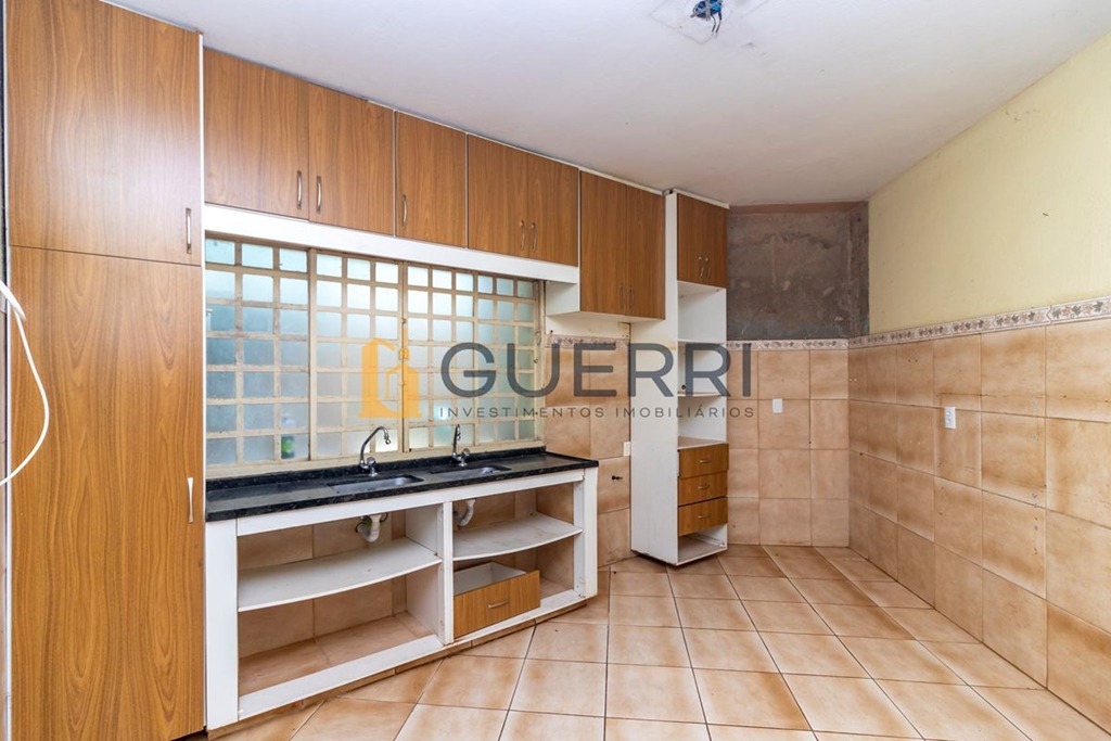 SMPW Quadra 4 Park Way Casa 5 Quartos 2 Suítes 3 Vagas Lote 2500 m² Útil 590 m²