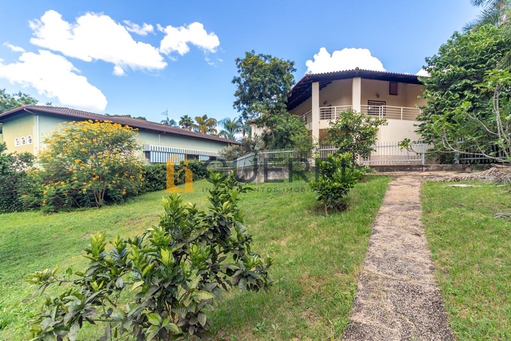 SMPW Quadra 4 Park Way Casa 5 Quartos 2 Suítes 3 Vagas Lote 2500 m² Útil 590 m²