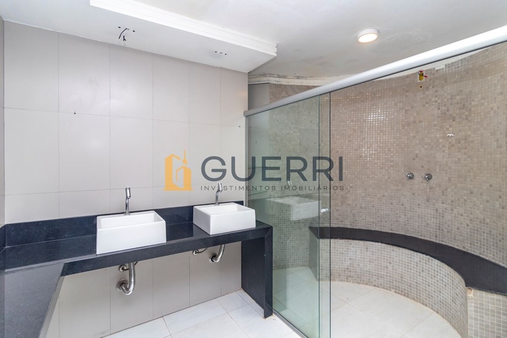 SMPW Quadra 4 Park Way Casa 5 Quartos 2 Suítes 3 Vagas Lote 2500 m² Útil 590 m²