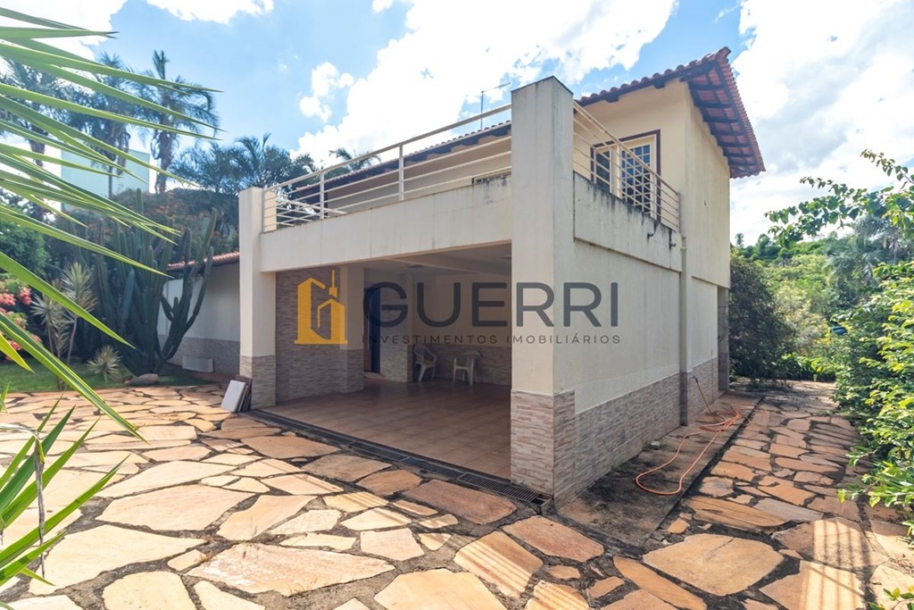 SMPW Quadra 4 Park Way Casa 5 Quartos 2 Suítes 3 Vagas Lote 2500 m² Útil 590 m²