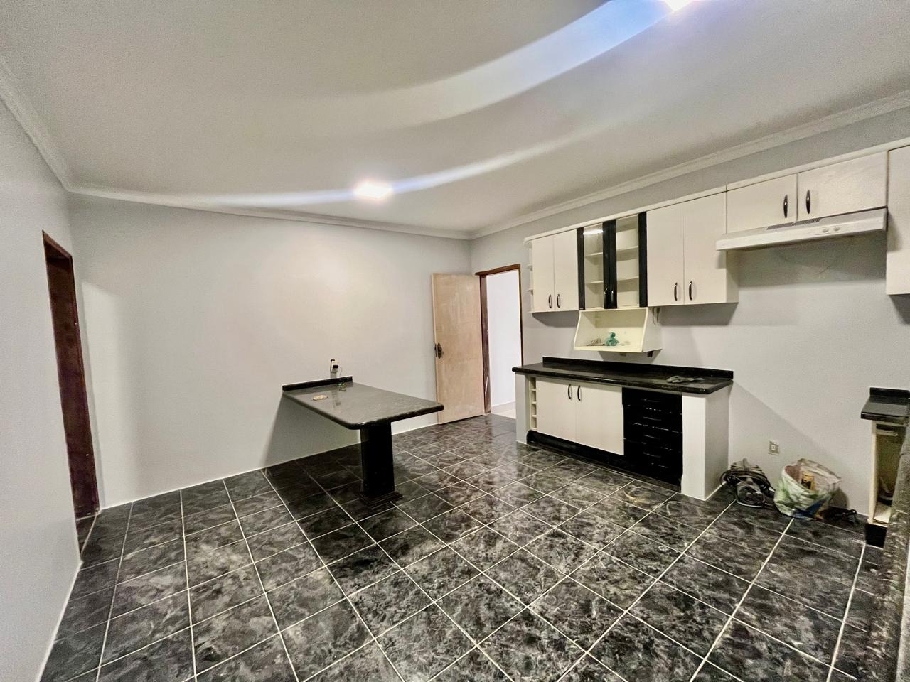 Rua 8 vicente pires casa 3 quartos 1 suíte 4 vagas 740m² esc