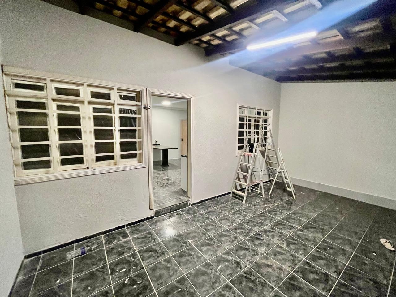 Rua 8 vicente pires casa 3 quartos 1 suíte 4 vagas 740m² esc