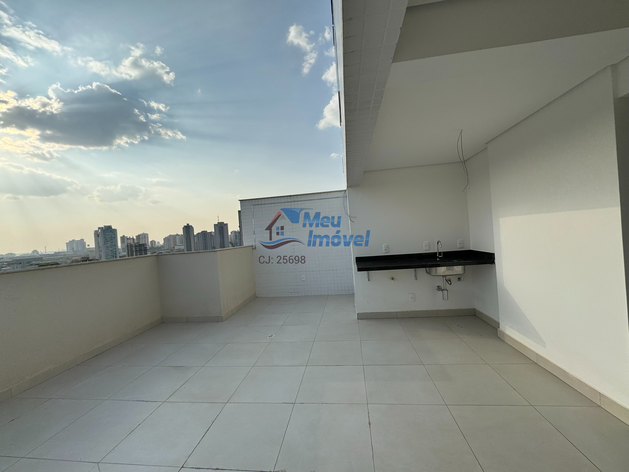 Quadra 208 Costa Azul Cobertura 3 Quartos suíte 185m² 2 Vagas Lazer Ac Finan