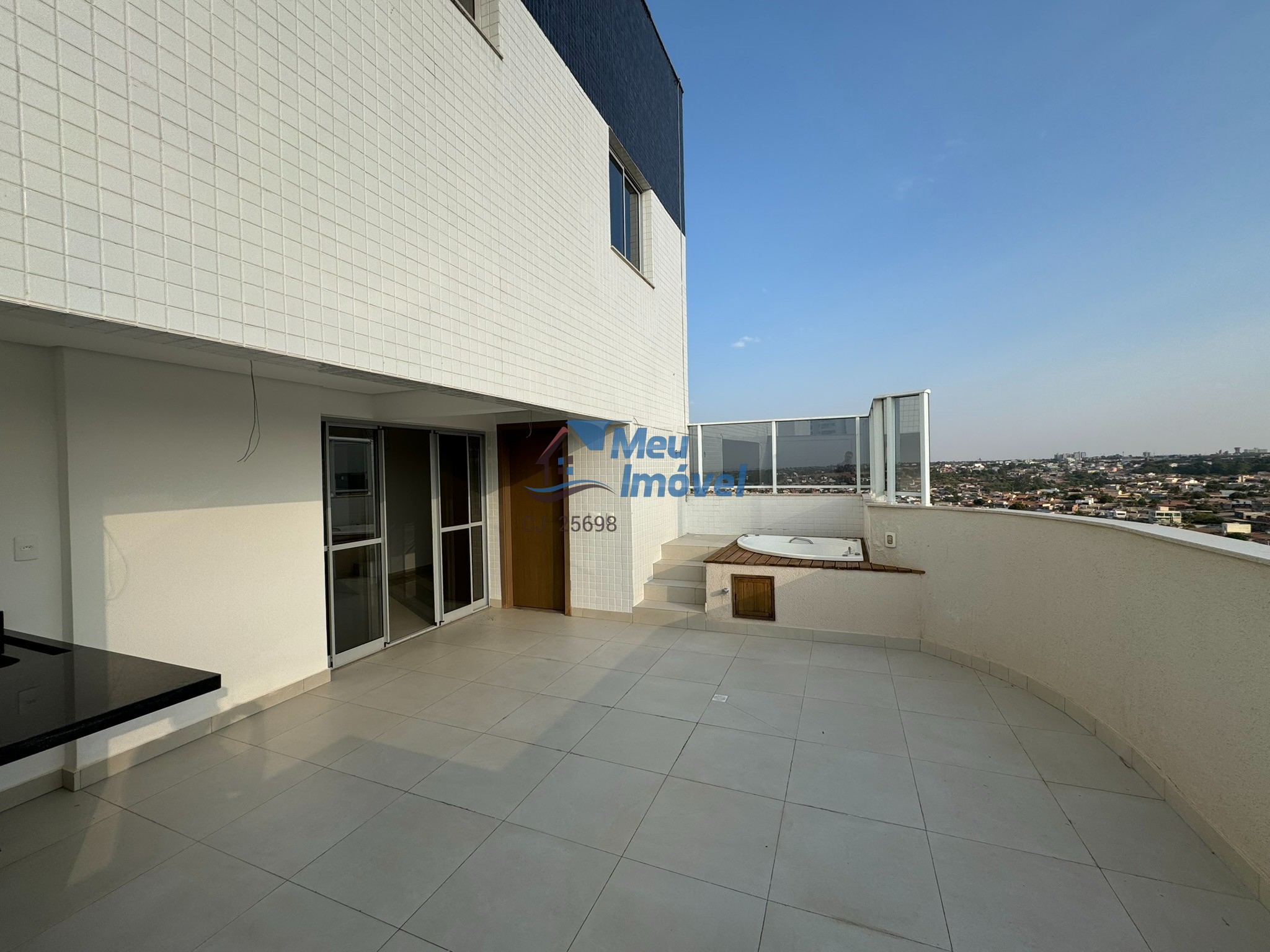 Quadra 208 Costa Azul Cobertura 3 Quartos suíte 185m² 2 Vagas Lazer Ac Finan