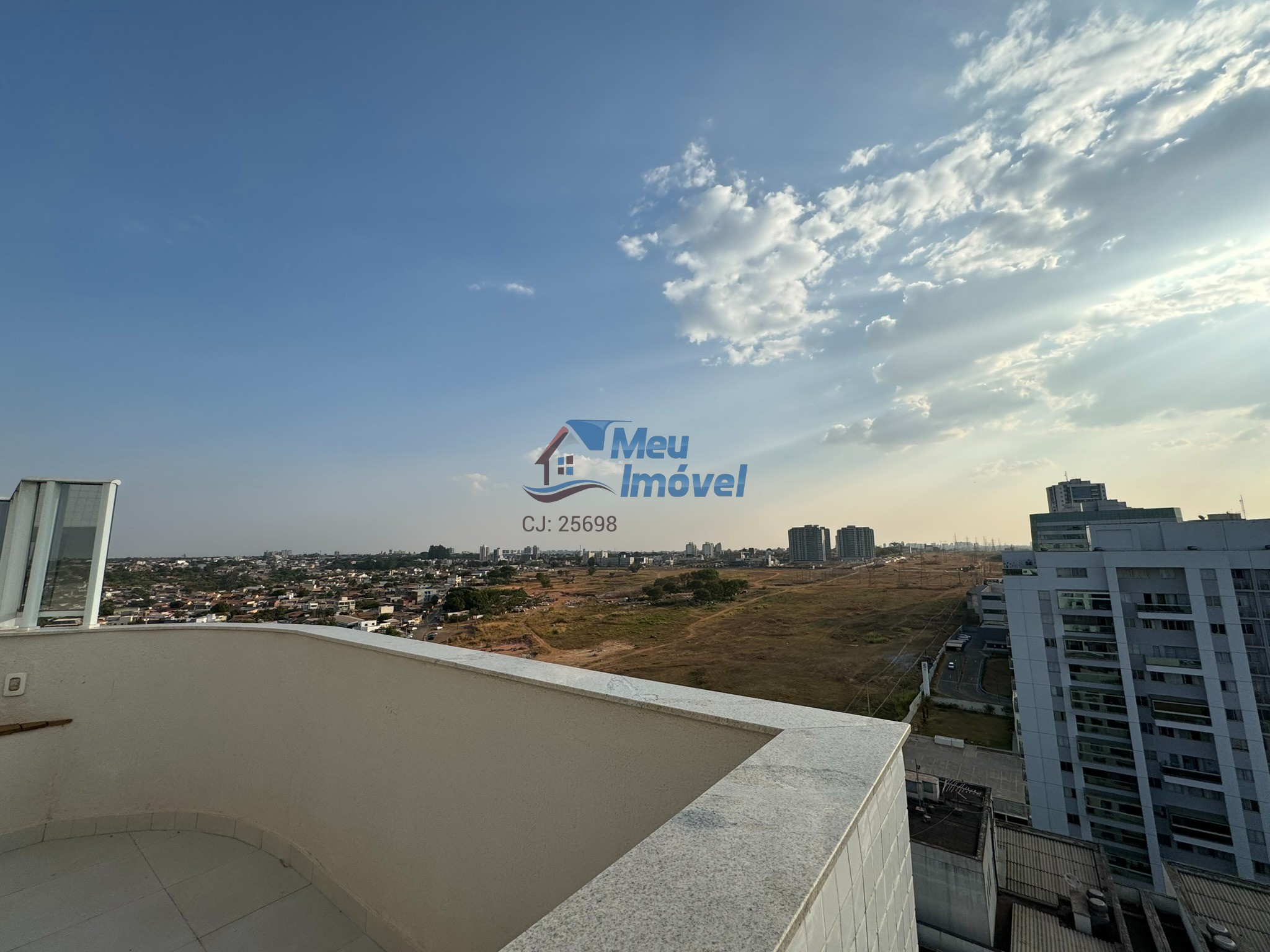 Quadra 208 Costa Azul Cobertura 3 Quartos suíte 185m² 2 Vagas Lazer Ac Finan