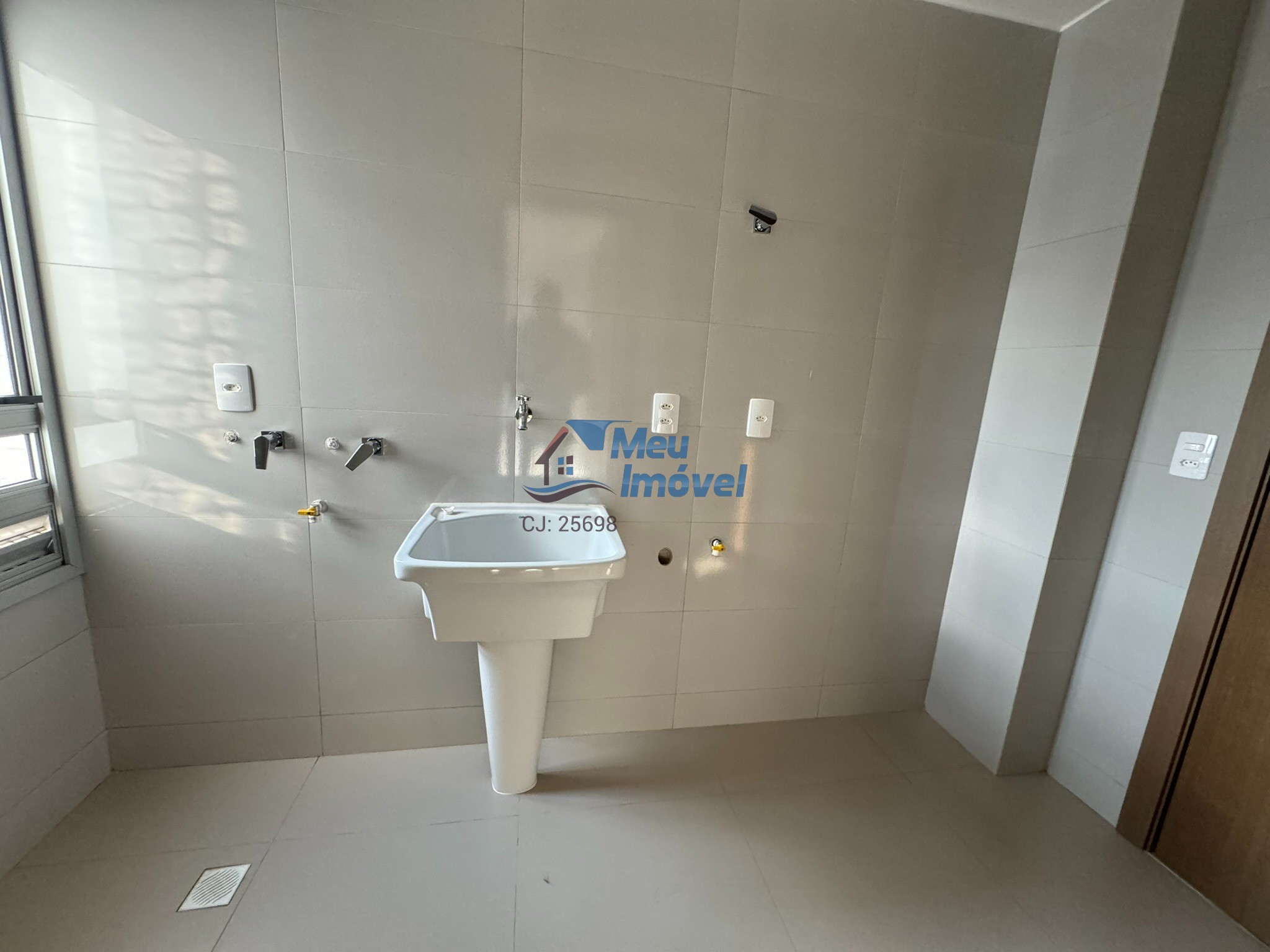 Quadra 208 Costa Azul Cobertura 3 Quartos suíte 185m² 2 Vagas Lazer Ac Finan