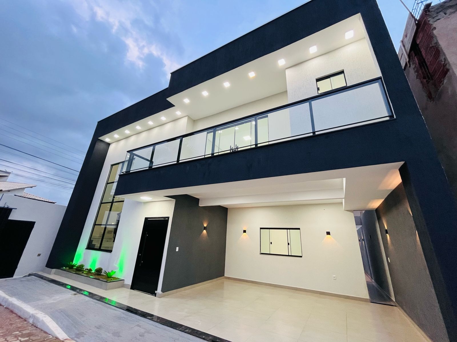 Casa nova chácara 42 vicente pires 4 quartos 4 suítes 4 vaga