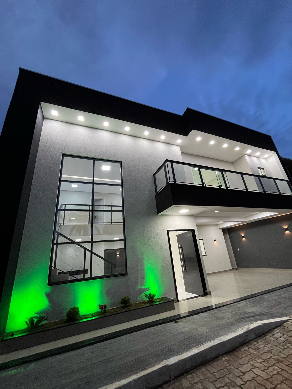 Casa nova chácara 42 vicente pires 4 quartos 4 suítes 4 vaga