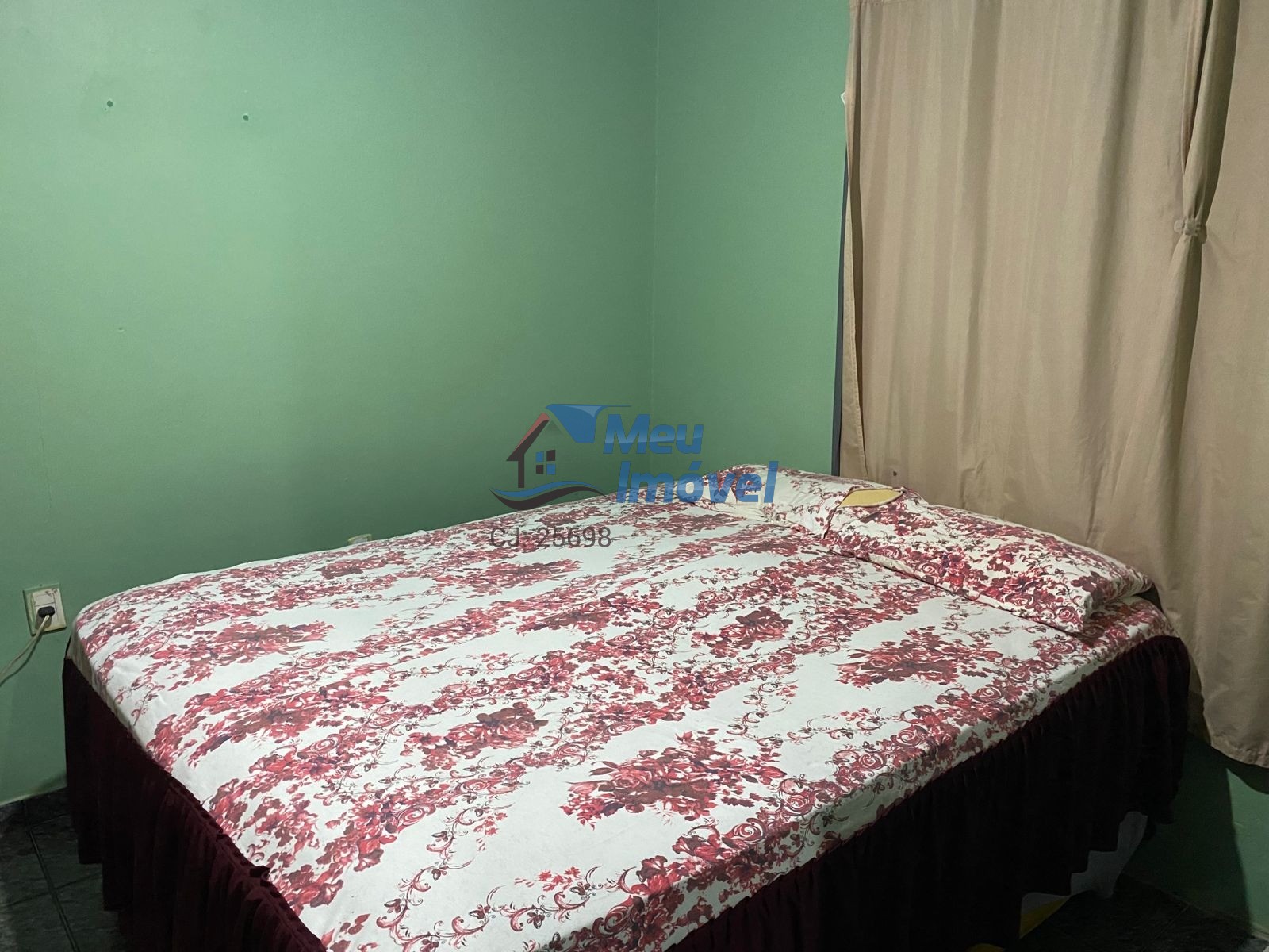 QR 305 Samambaia Sul Sobrado 5 Quartos Suíte 300m² Closet Área de Serviço