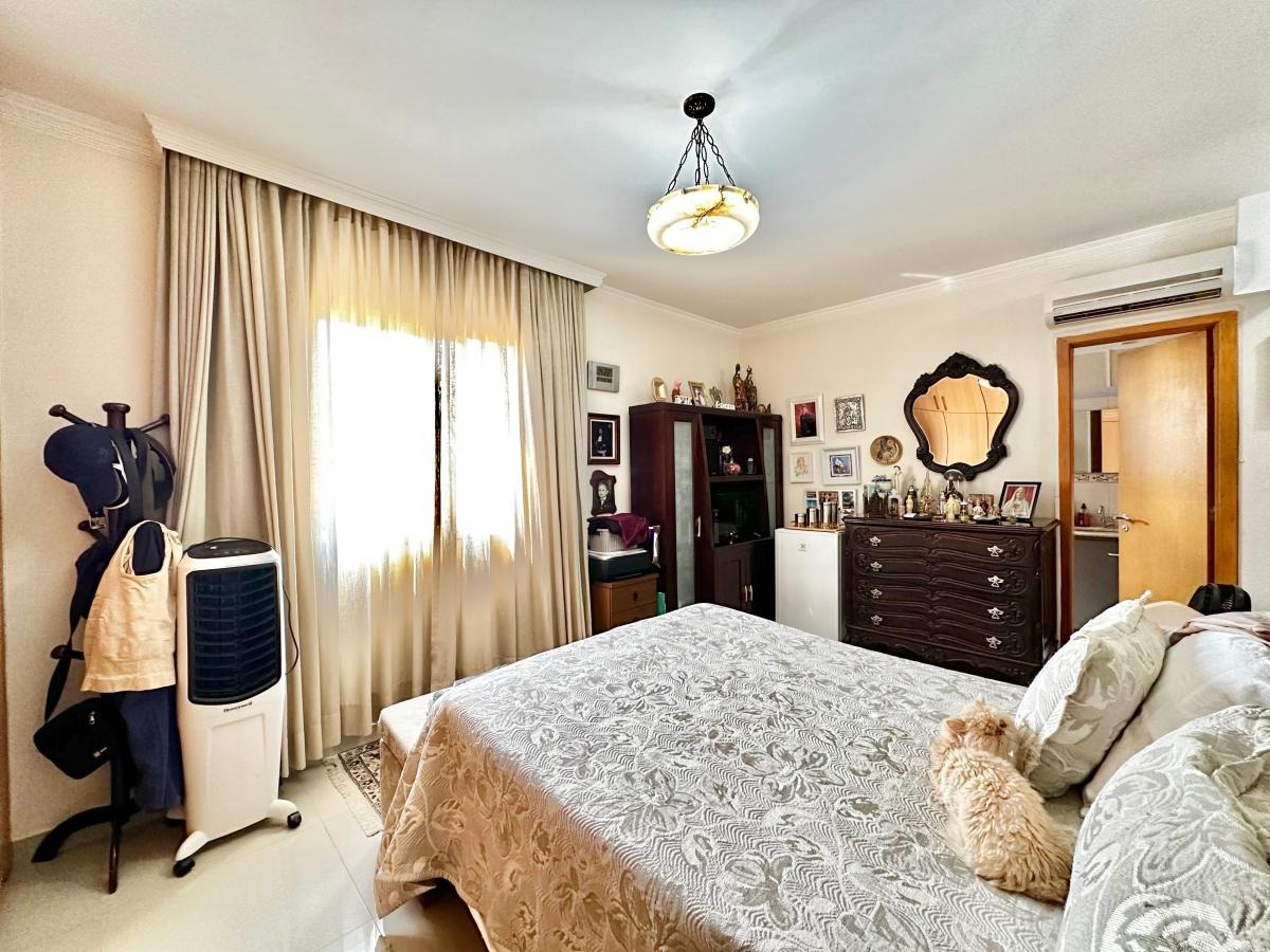 SQB Guara I APTO 4 Quartos 2 Suítes 2 Vagas 140m² Reformado Lazer Completo