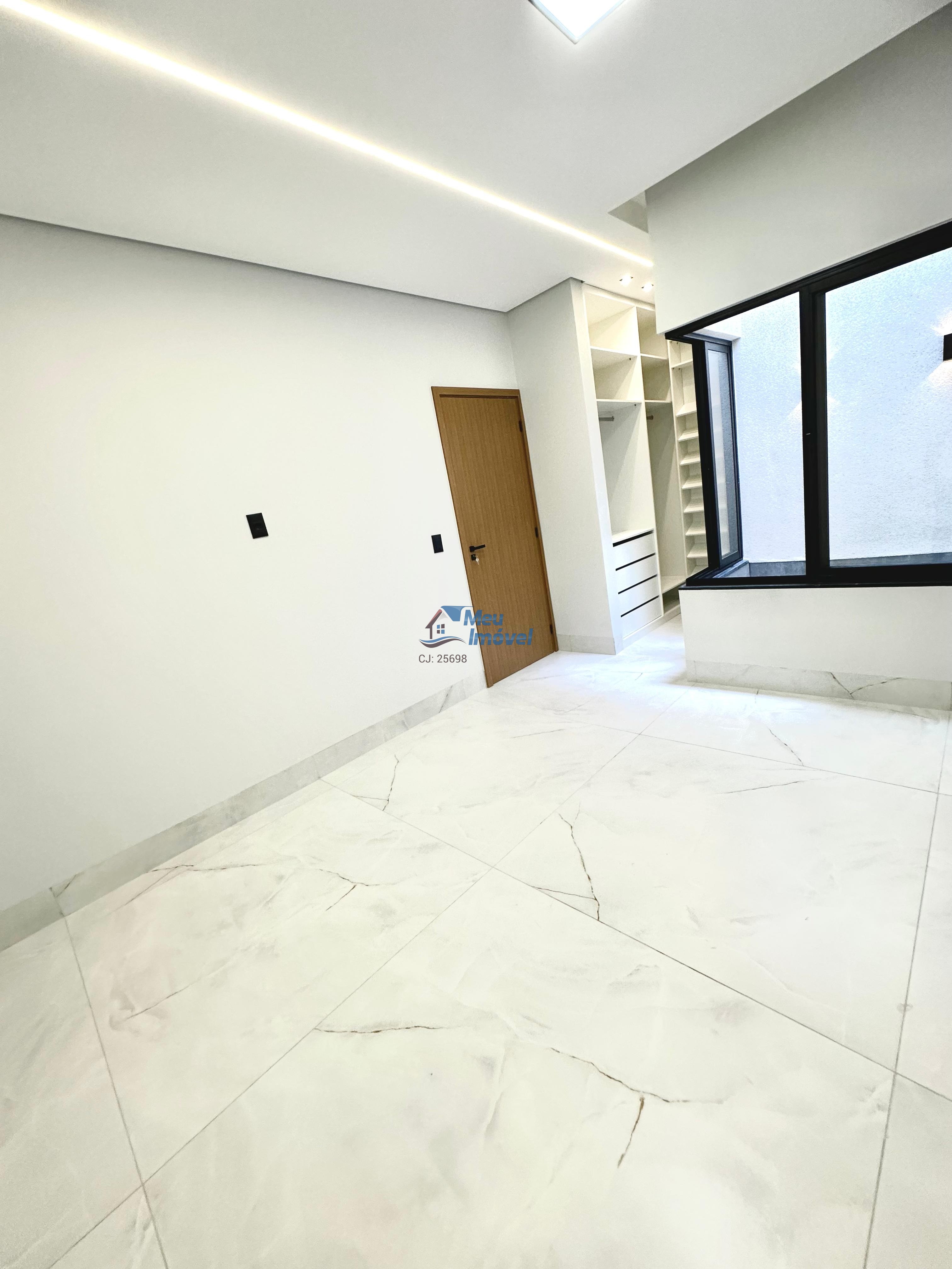 Qr 602 samambaia norte casa 3 quartos 2 vagas 107m² área gou