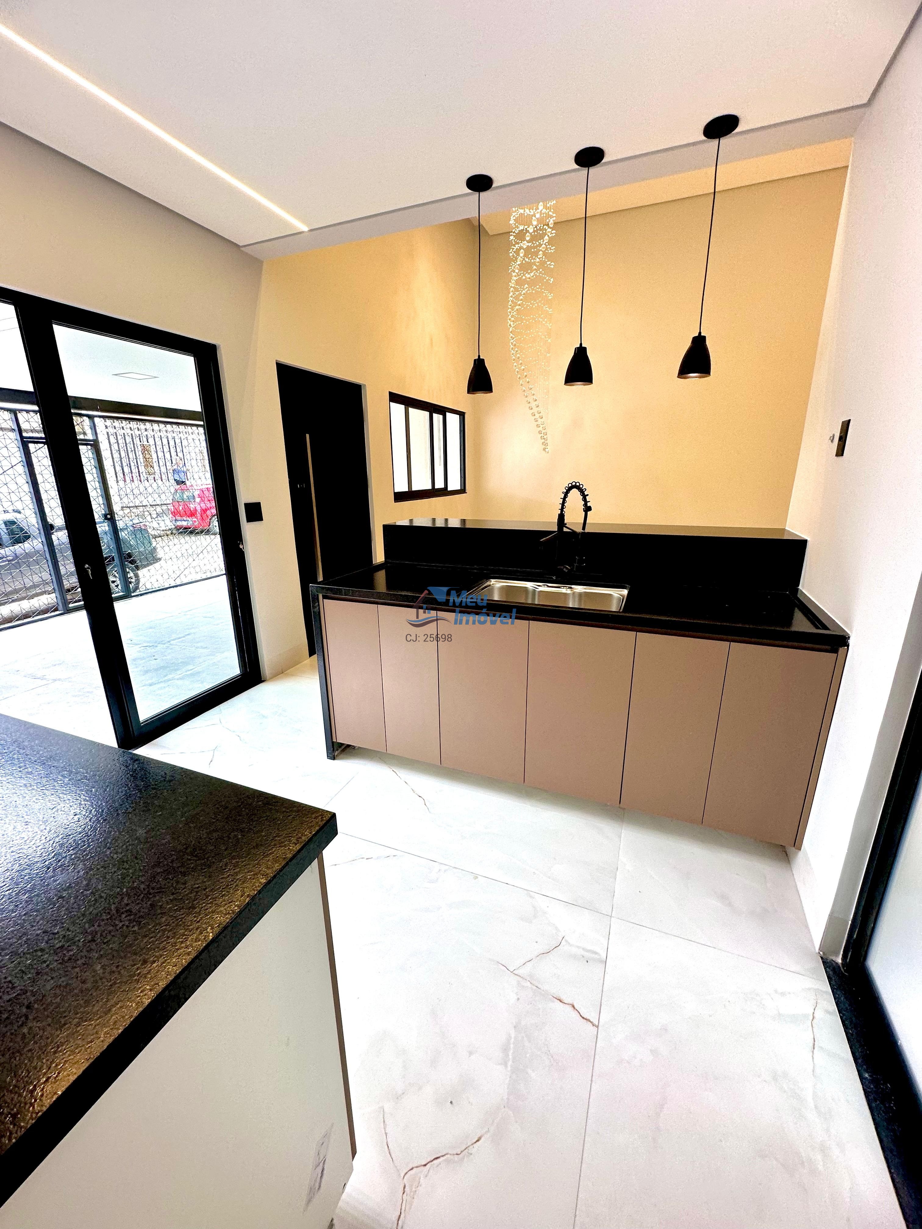 Qr 602 samambaia norte casa 3 quartos 2 vagas 107m² área gou