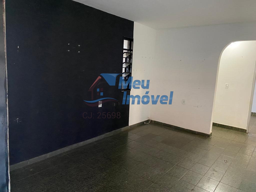 Qr 508 samambaia sul casa 2 quartos 2 vagas 150m² área de se