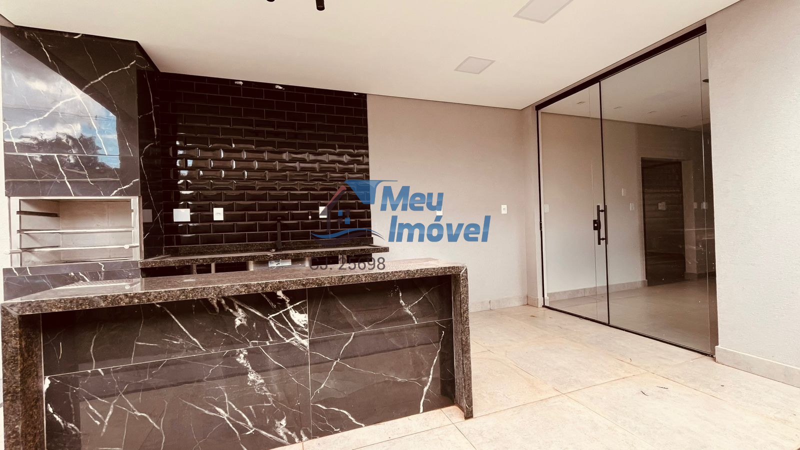 Cond Villa Suíça Cidade Ocidental Sobrado 3 Quartos 3 Suítes 204m² Closet Lavabo