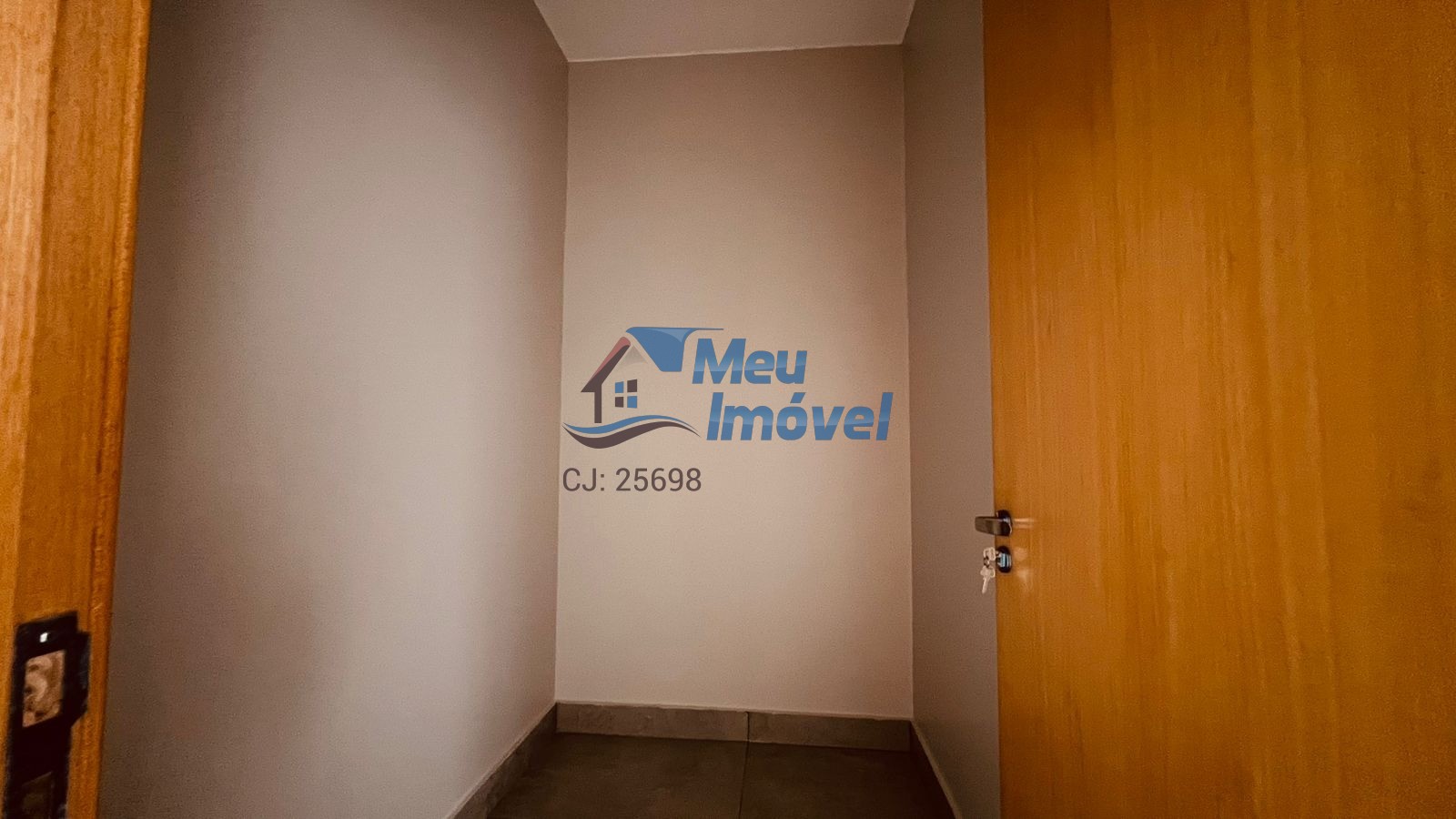 Cond Villa Suíça Cidade Ocidental Sobrado 3 Quartos 3 Suítes 204m² Closet Lavabo