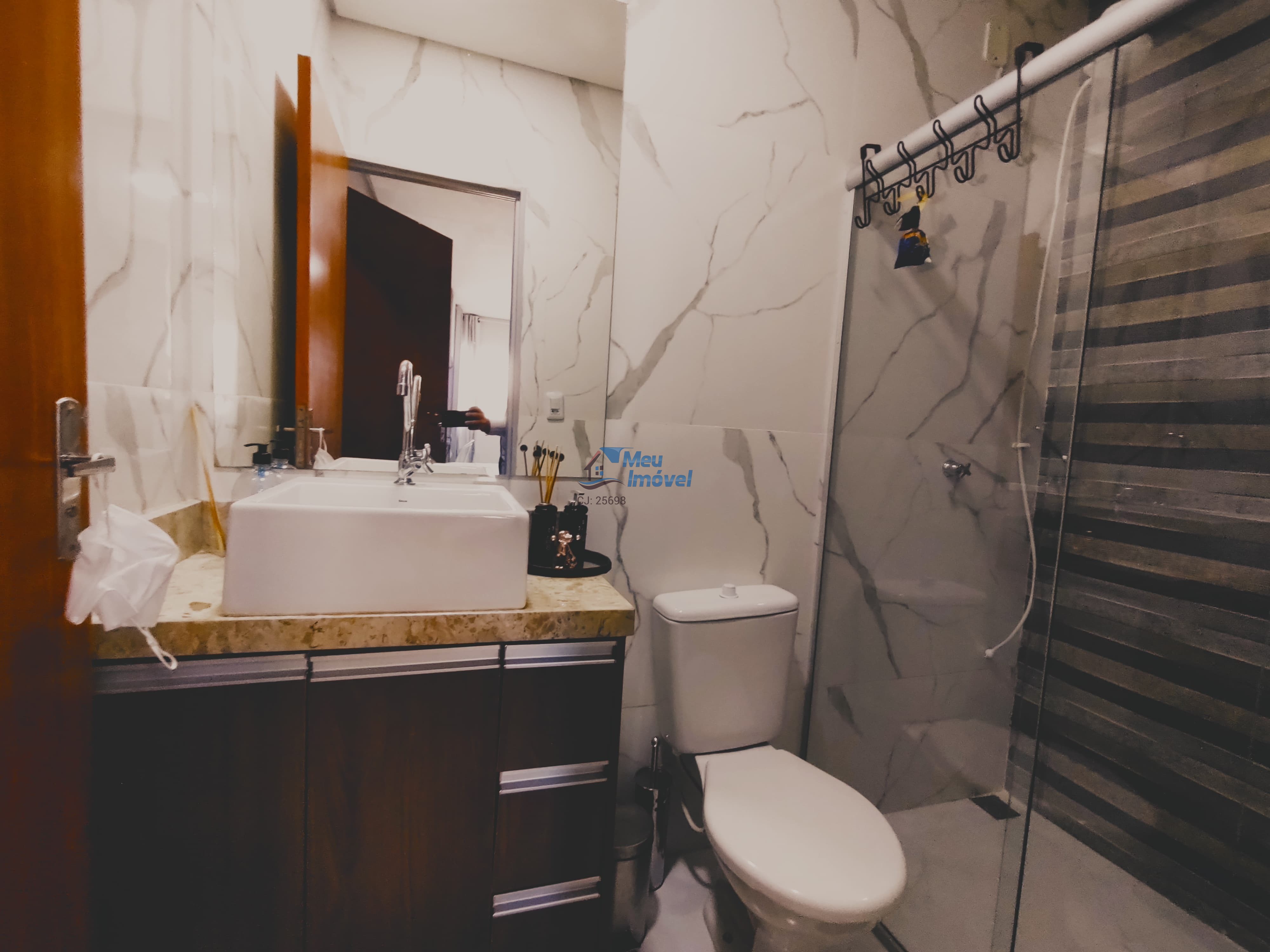 Qnp 30 conjunto h ceilândia sul casa 3 quartos 3 suítes 135m