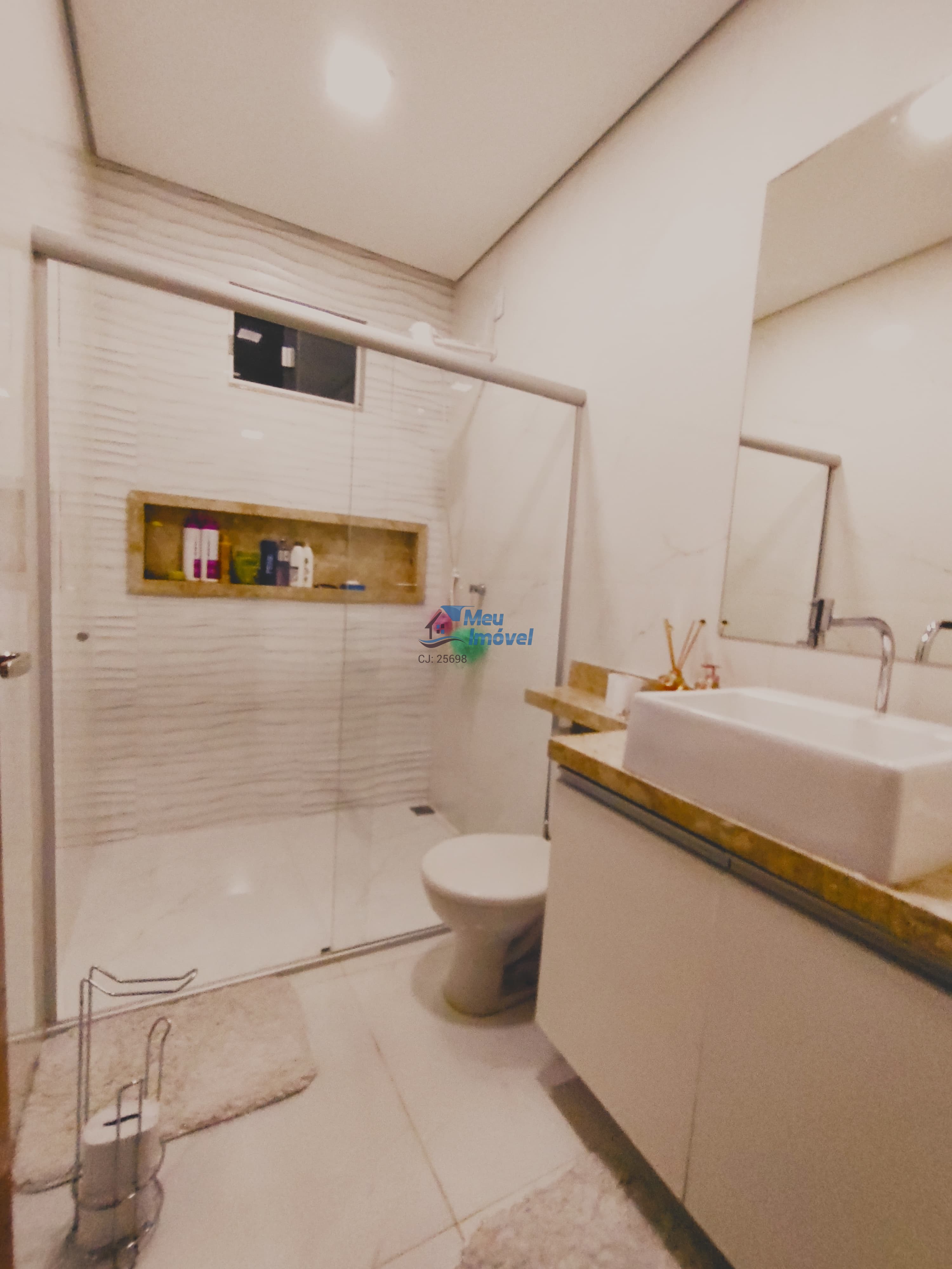 QNP 30 Conjunto H Ceilândia Sul Casa 3 Quartos 3 Suítes 135m² Área de Serviço