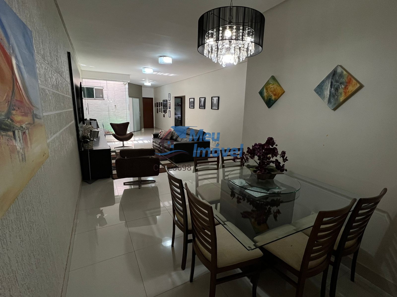 CASA 4 Quartos 3 Suítes 2 Vaga 400m² Armários Piscina aquecida Jardim
