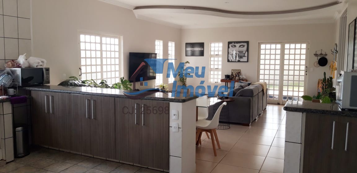 Cond Solar dos montes Arniquieras SHA CJ5 CH133 LT07 casa de laje com 5 quartos