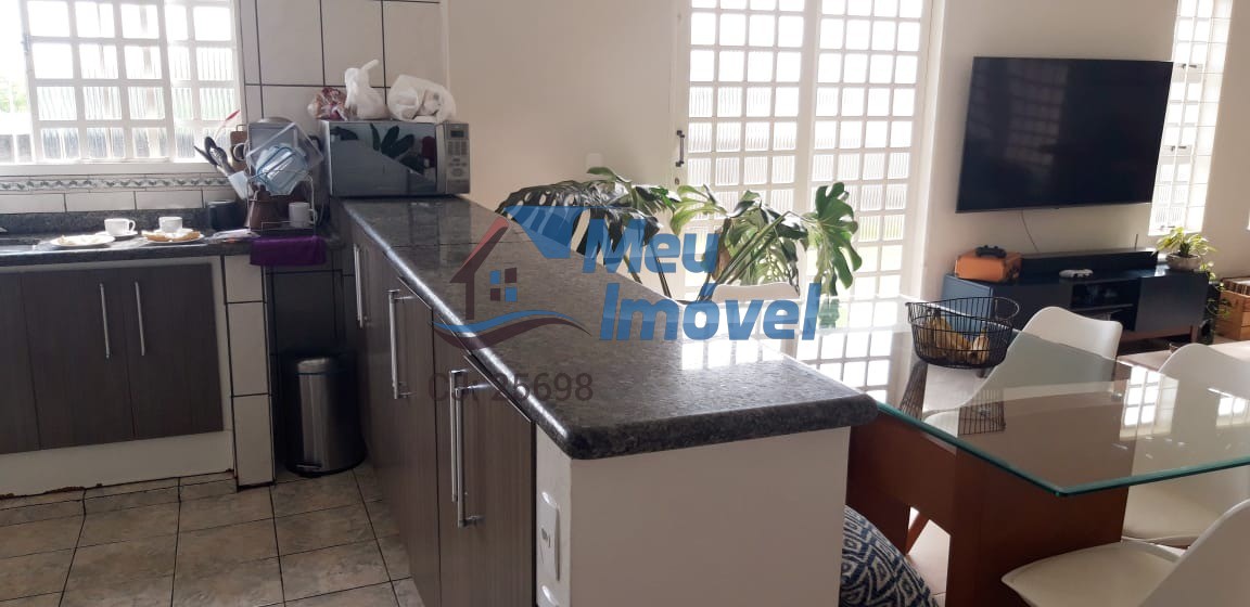 Cond Solar dos montes Arniquieras SHA CJ5 CH133 LT07 casa de laje com 5 quartos
