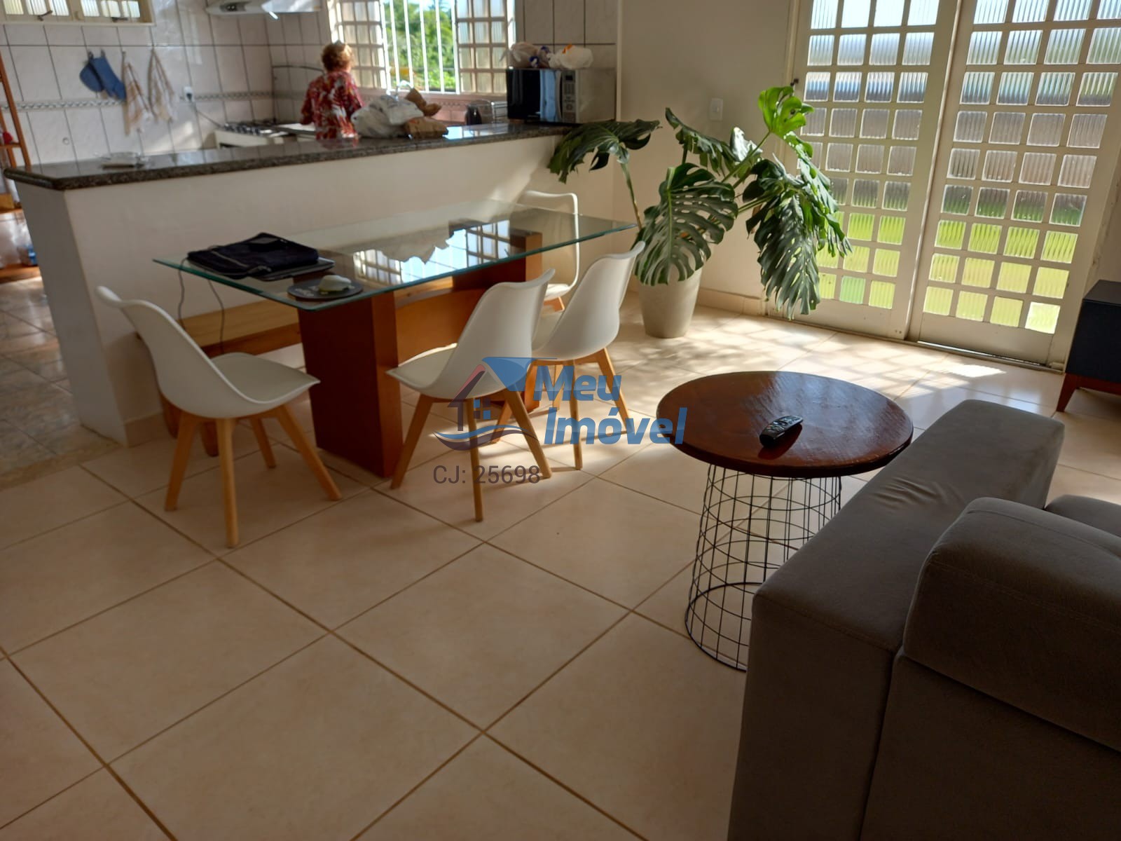 Cond Solar dos montes Arniquieras SHA CJ5 CH133 LT07 casa de laje com 5 quartos