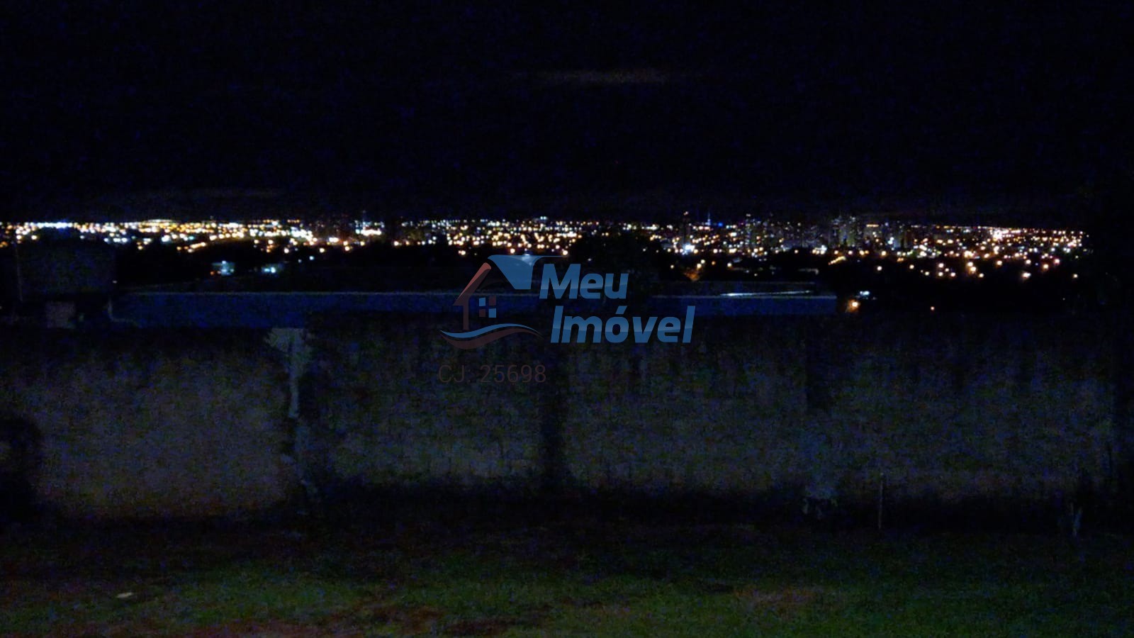Cond Solar dos montes Arniquieras SHA CJ5 CH133 LT07 casa de laje com 5 quartos