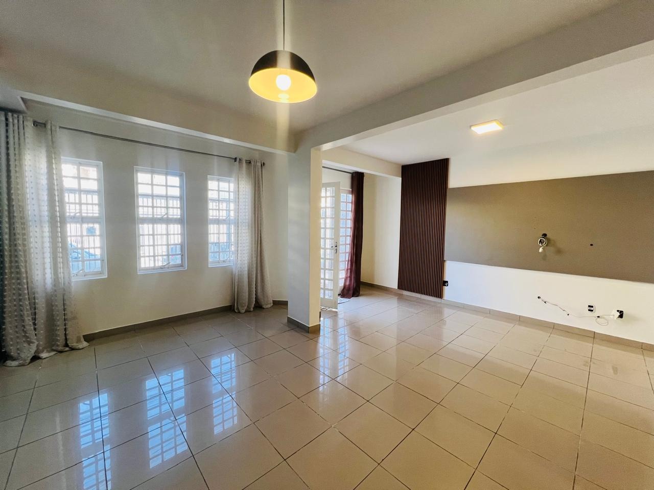 Casa, 4 quartos, 300 m² - Foto 2