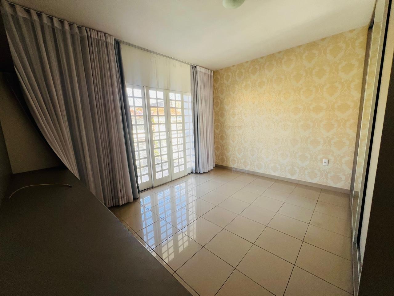 Casa, 4 quartos, 300 m² - Foto 15