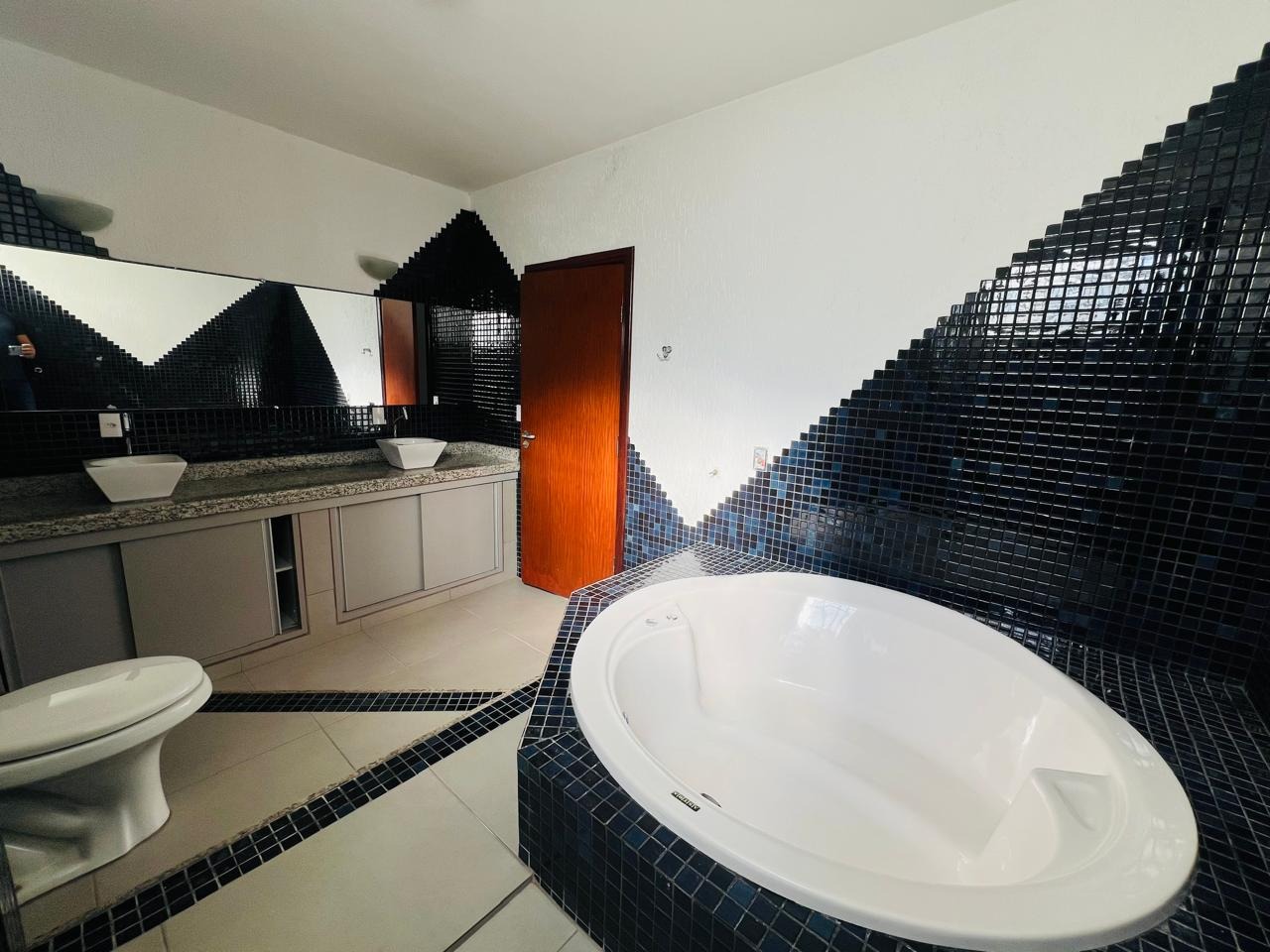 Casa, 4 quartos, 300 m² - Foto 21