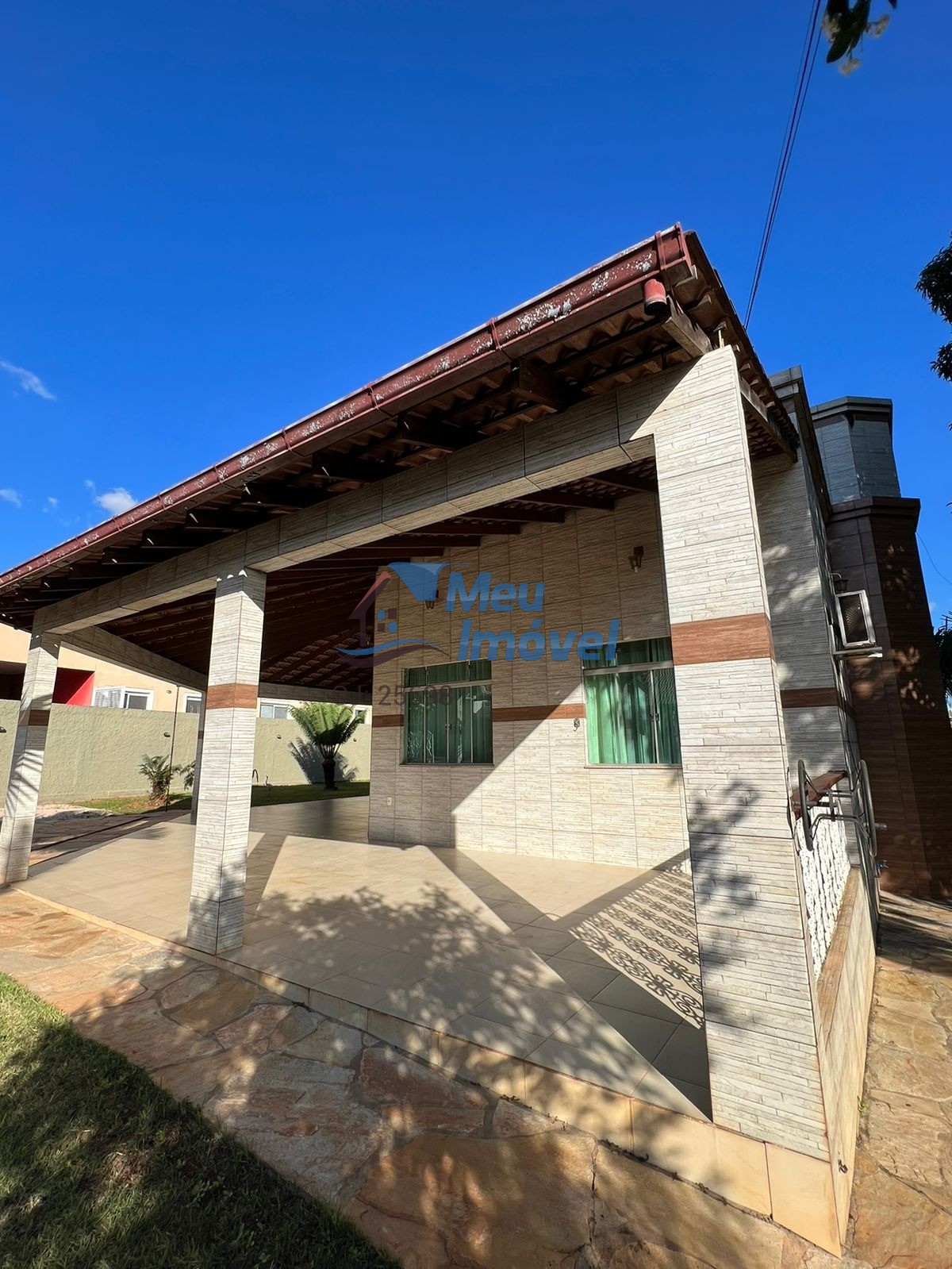 Bernardo Sayão Casa 4 Quartos 4 Suítes e uma Master 260m² Varanda 4 vagas