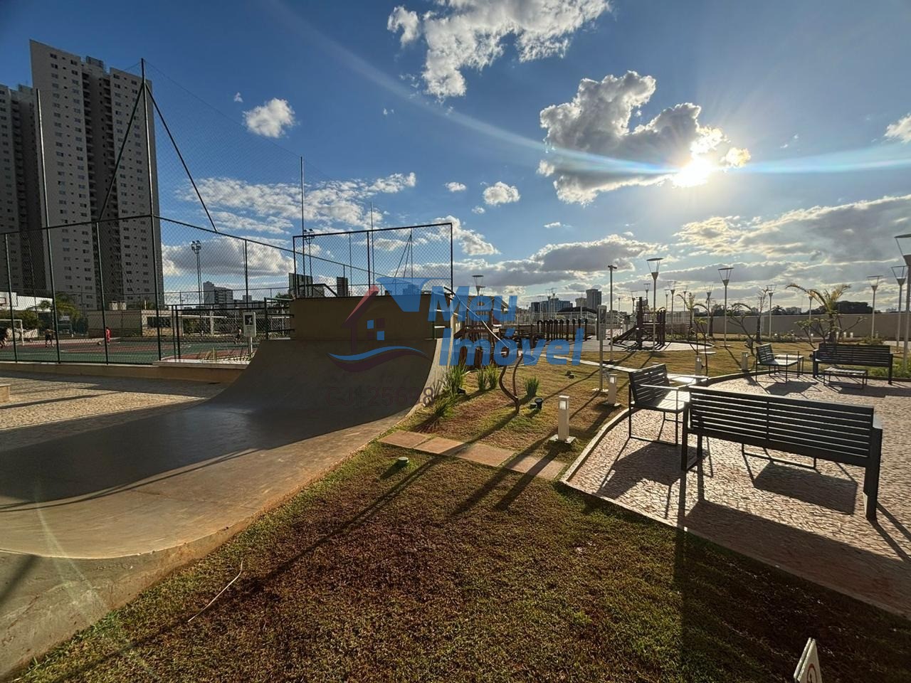 Avenida das Araucárias Península 4 Quartos 2 Suítes 2 Vagas 158m² Varanda Lazer