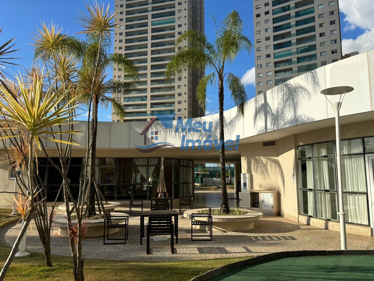 Avenida das Araucárias Península 4 Quartos 2 Suítes 2 Vagas 158m² Varanda Lazer