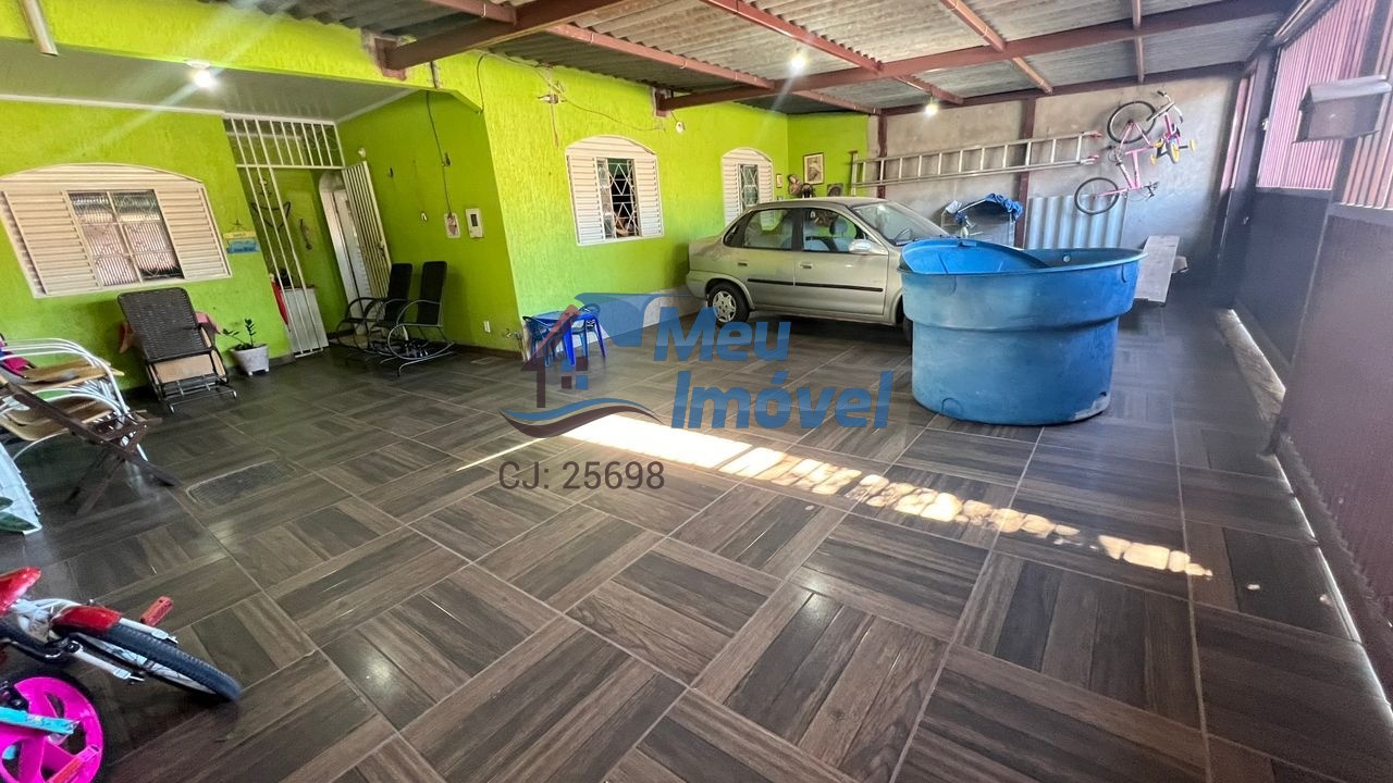 Qr 309 recanto das emas casa 3 quartos 4 vagas 150m² área go