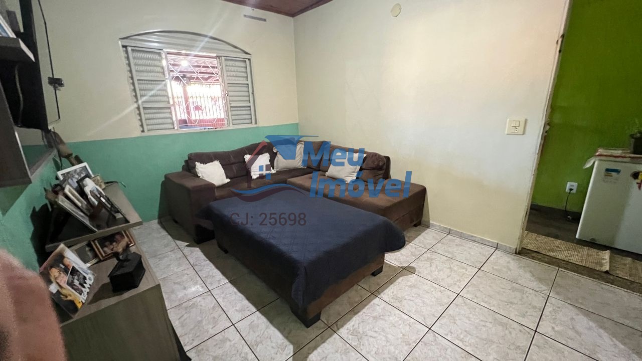 Qr 309 recanto das emas casa 3 quartos 4 vagas 150m² área go