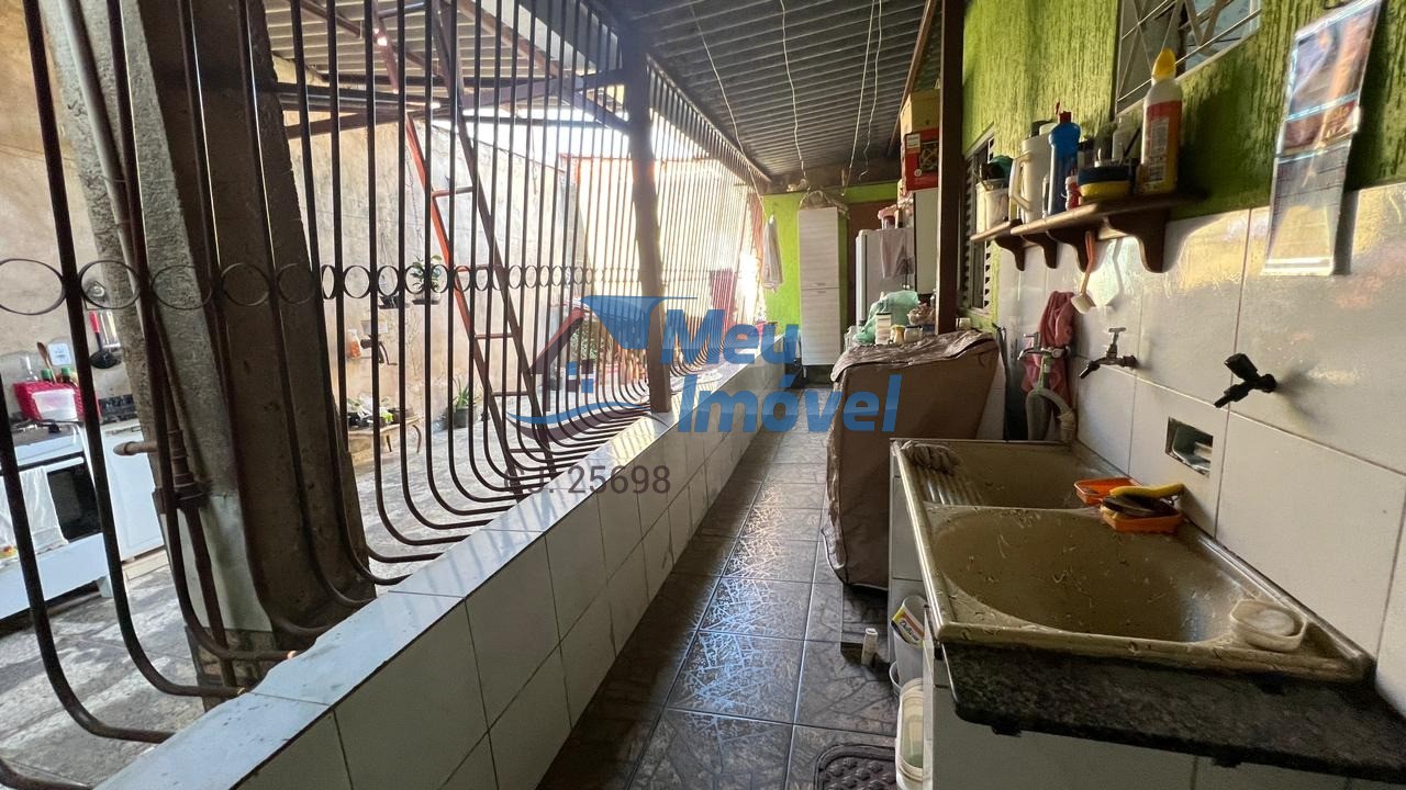 QR 309 Recanto das Emas Casa 3 Quartos 4 Vagas 150m² Área Gourmet Churrasqueira
