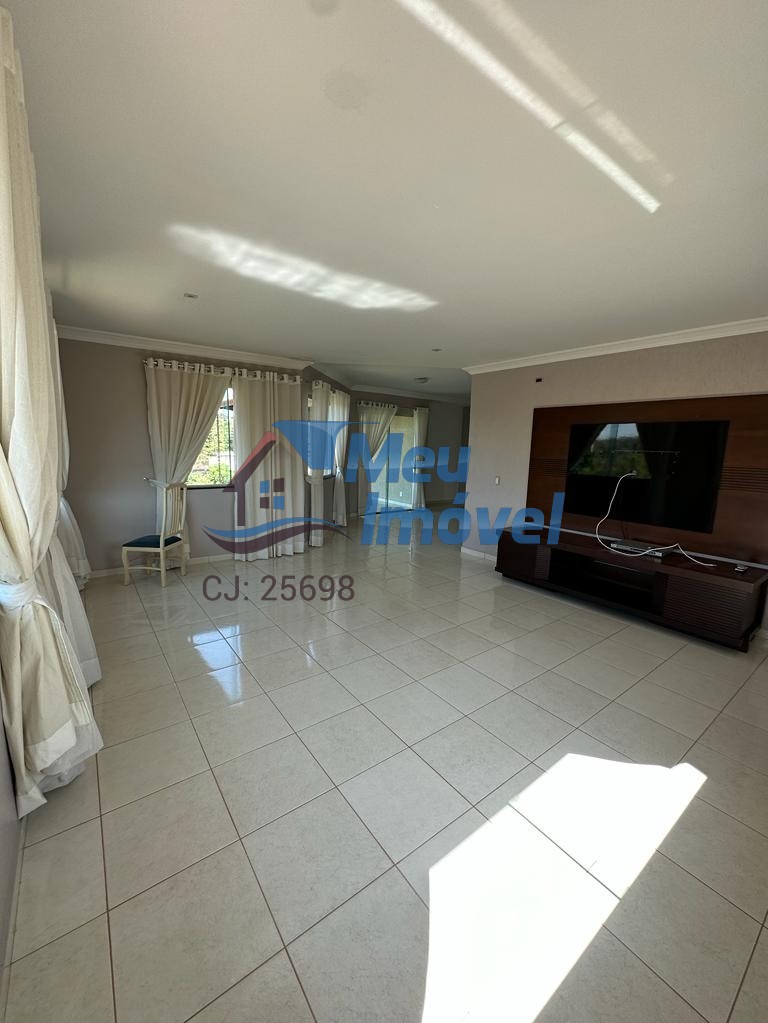 Brasília Condomínio Mini Granja do Torto 5 Quartos 2 Suítes 4 Vagas 600 m²