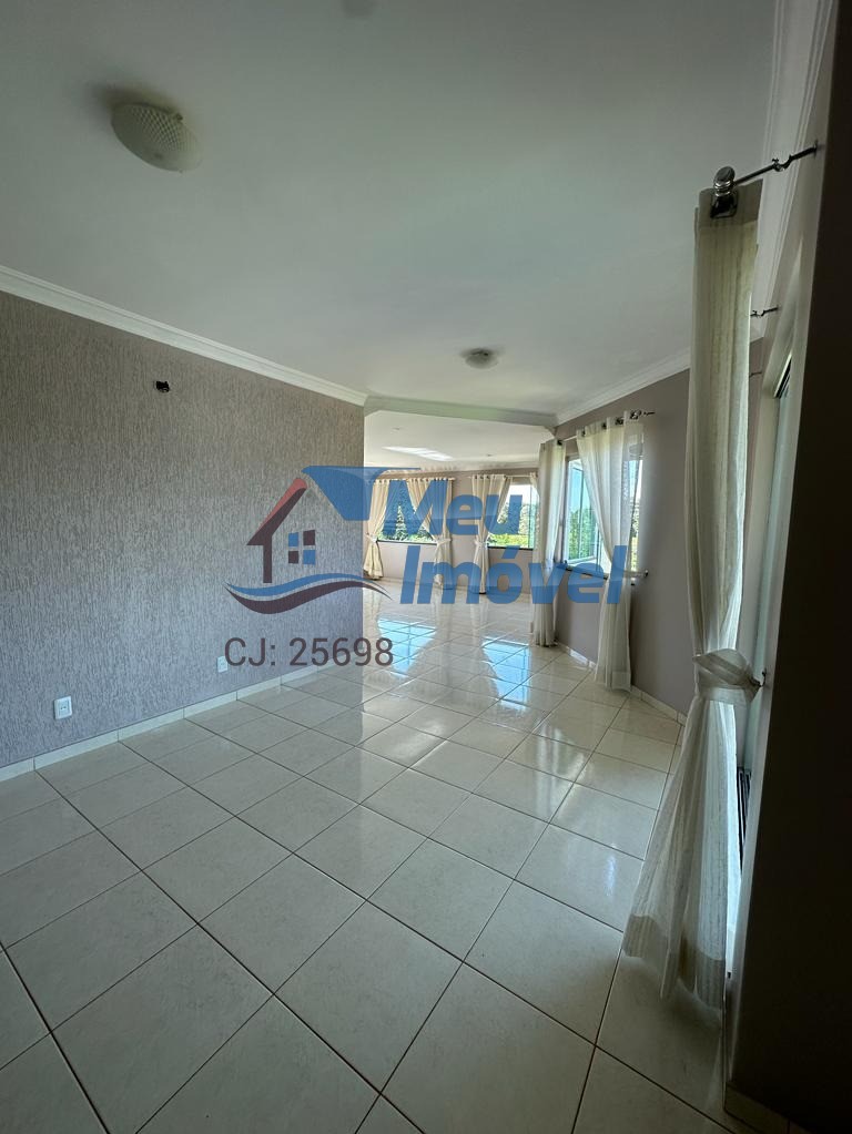 Brasília Condomínio Mini Granja do Torto 5 Quartos 2 Suítes 4 Vagas 600 m²