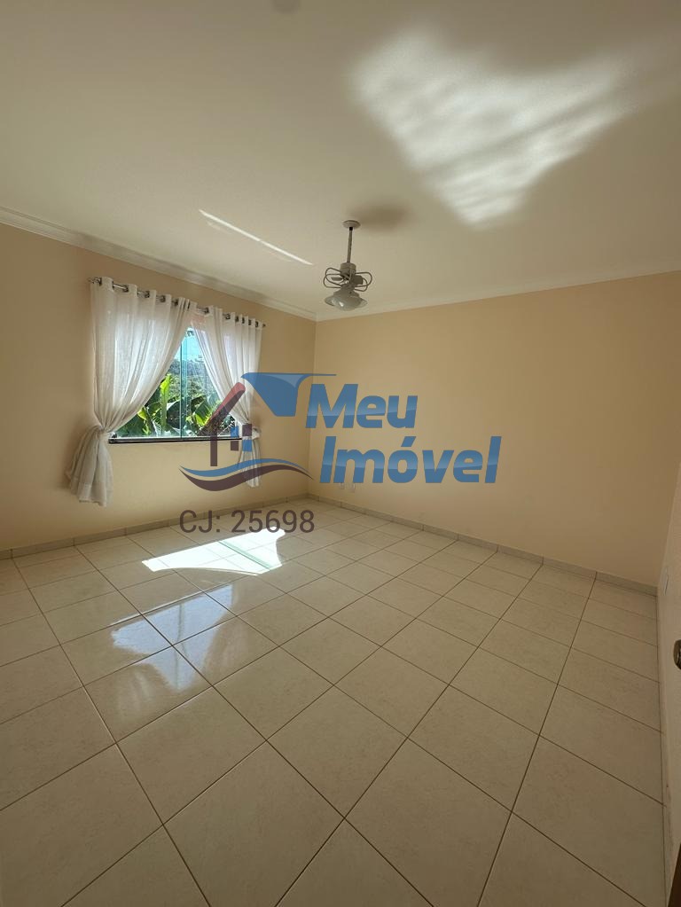 Brasília Condomínio Mini Granja do Torto 5 Quartos 2 Suítes 4 Vagas 600 m²