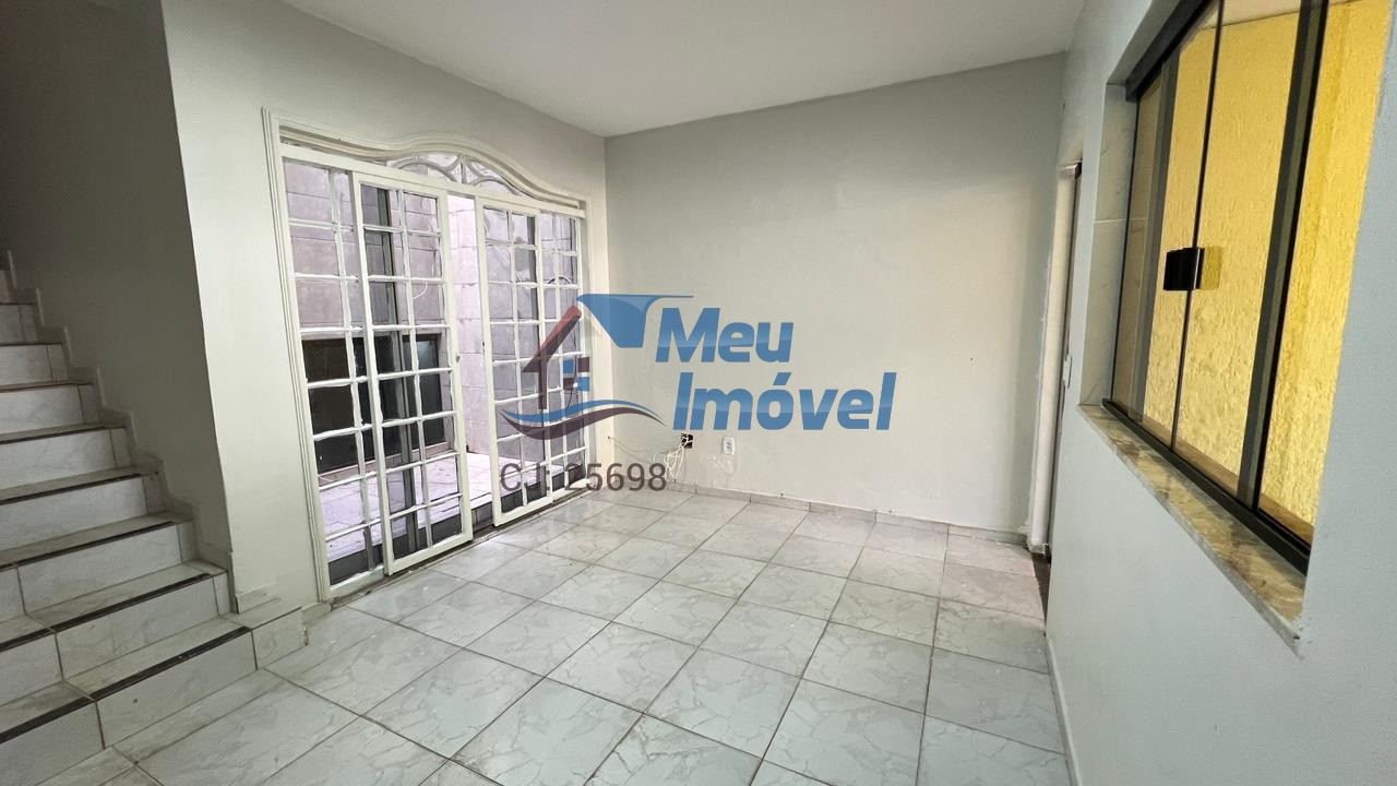 QN 406 Conj 16 Samambaia Sobrado 4 Quartos 1 Suíte 3 Vagas 105m² Varanda Lavabo
