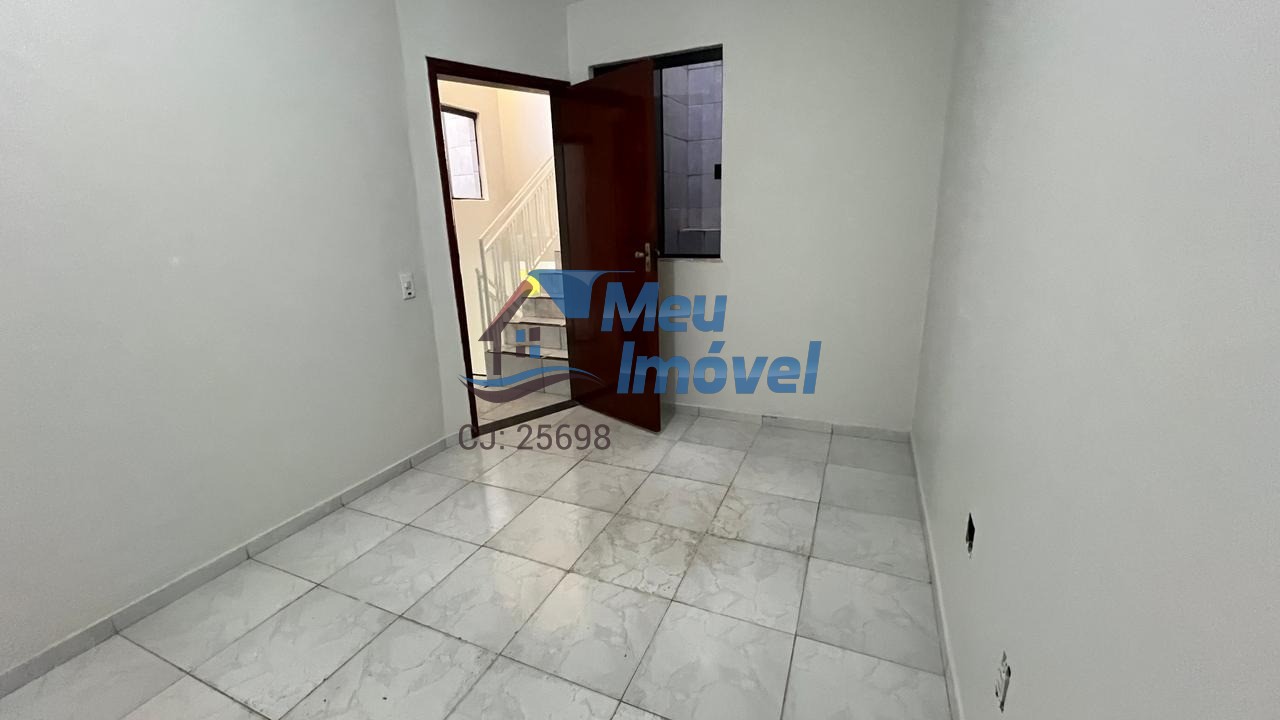 QN 406 Conj 16 Samambaia Sobrado 4 Quartos 1 Suíte 3 Vagas 105m² Varanda Lavabo