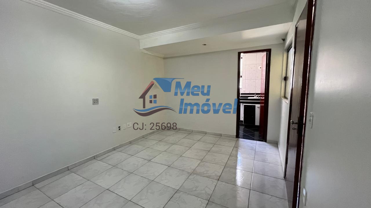 QN 406 Conj 16 Samambaia Sobrado 4 Quartos 1 Suíte 3 Vagas 105m² Varanda Lavabo