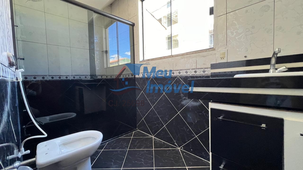 QN 406 Conj 16 Samambaia Sobrado 4 Quartos 1 Suíte 3 Vagas 105m² Varanda Lavabo