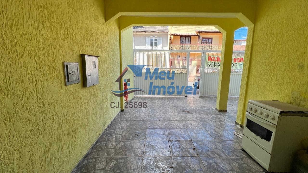 QN 406 Conj 16 Samambaia Sobrado 4 Quartos 1 Suíte 3 Vagas 105m² Varanda Lavabo