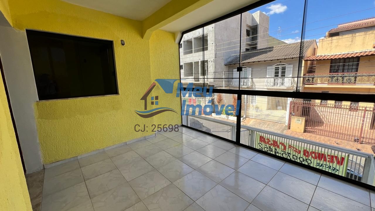 QN 406 Conj 16 Samambaia Sobrado 4 Quartos 1 Suíte 3 Vagas 105m² Varanda Lavabo