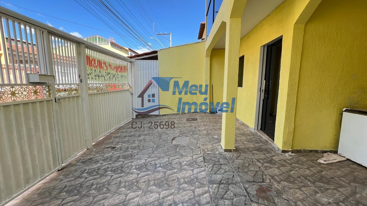 QN 406 Conj 16 Samambaia Sobrado 4 Quartos 1 Suíte 3 Vagas 105m² Varanda Lavabo