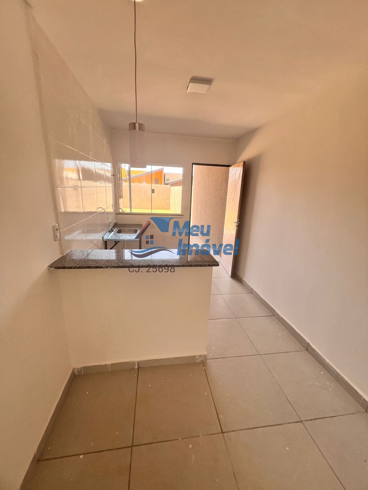 Quadra 331 ingá 29 luziânia casa 2 quartos 1 vaga 81m² varan